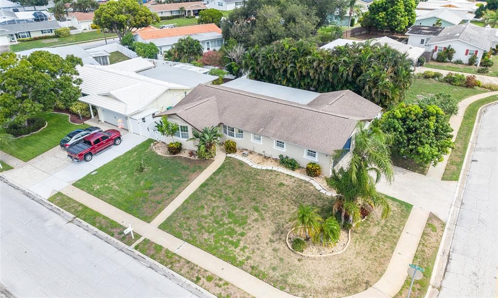 14331 APACHE AVENUE LARGO, FL 33774