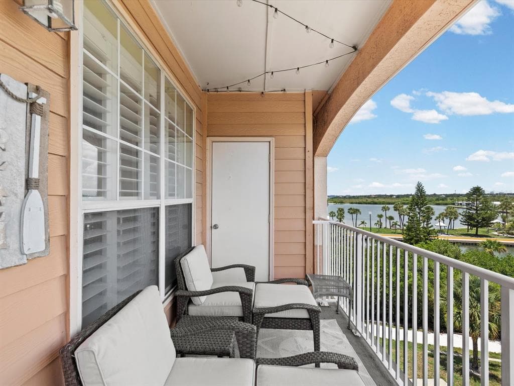 5000 CULBREATH KEY WAY UNIT 9-301