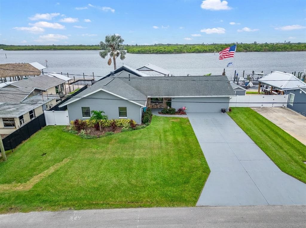 3422 W SHELL POINT ROAD RUSKIN, FL 33570