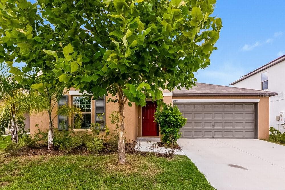 15306 MILLER CREEK DRIVE SUN CITY CENTER, FL 33573