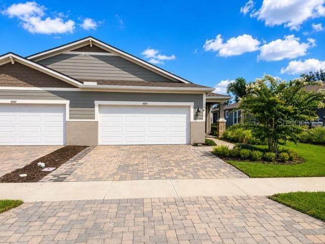 6055 TIMBERDALE AVENUE WESLEY CHAPEL, FL 33545