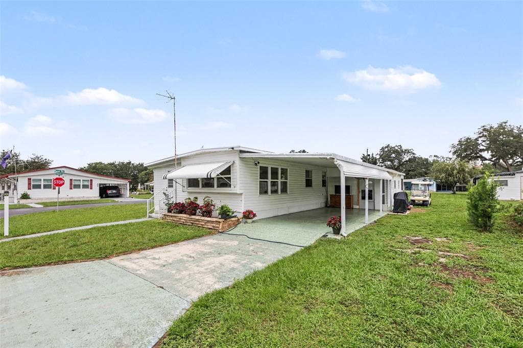 37249 HAMMOND DRIVE
