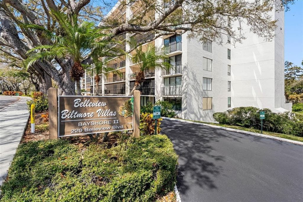 220 BELLEVIEW BOULEVARD UNIT 311 CLEARWATER, FL 33756