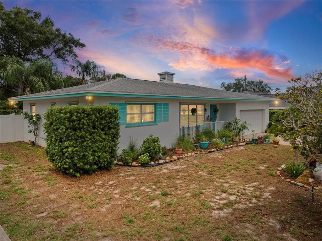 1006 DUMONT DRIVE DUNEDIN, FL 34698
