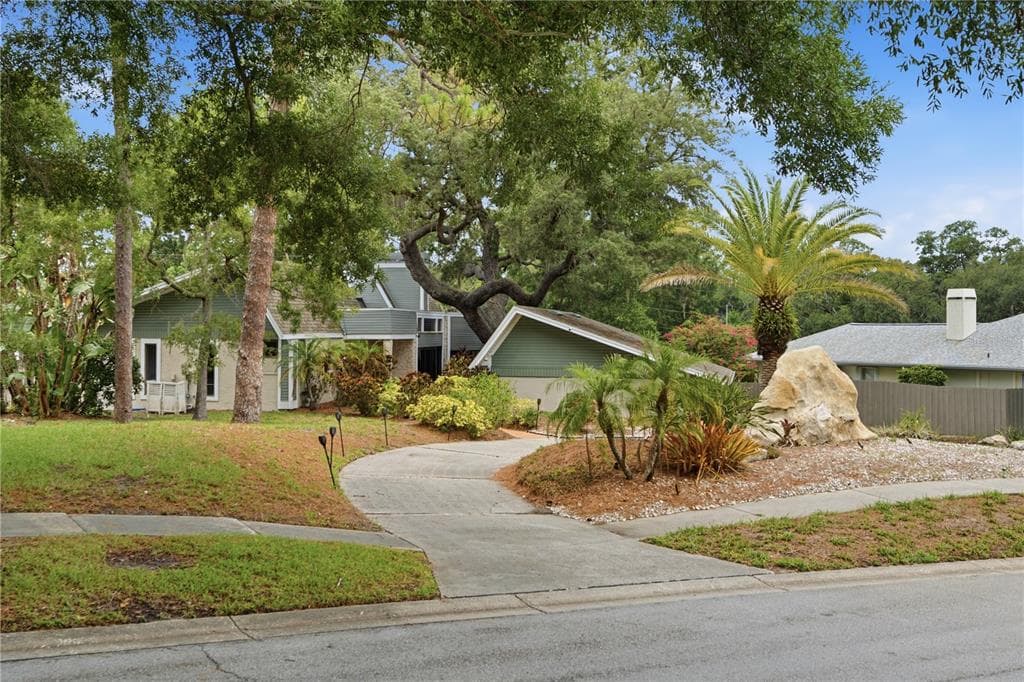 2860 BRIARWOOD LANE PALM HARBOR, FL 34683