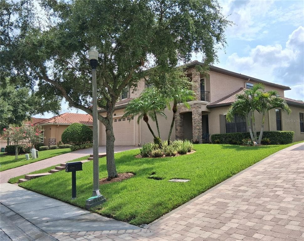2240 CYPRESS HOLLOW COURT SAFETY HARBOR, FL 34695