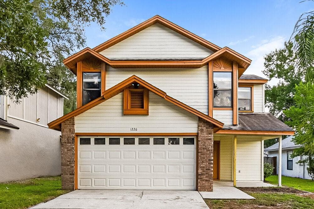 1226 CREEKBOTTOM CIRCLE ORLANDO, FL 32825