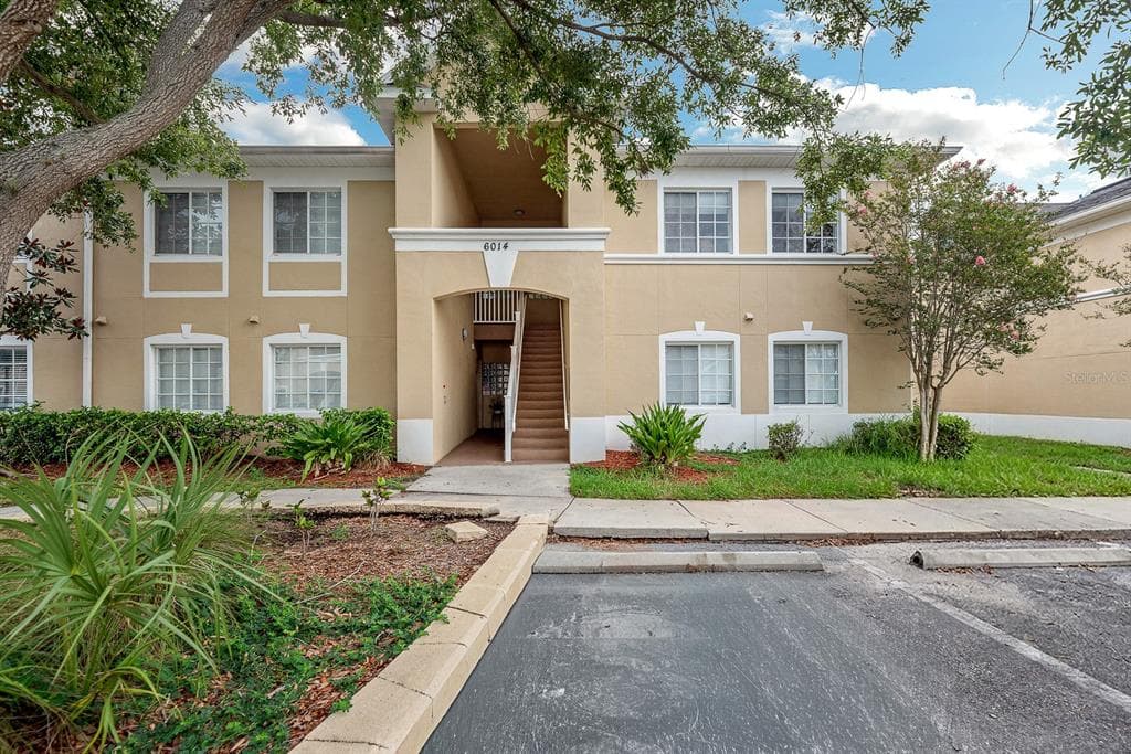 6014 PORTSDALE PLACE UNIT 202
