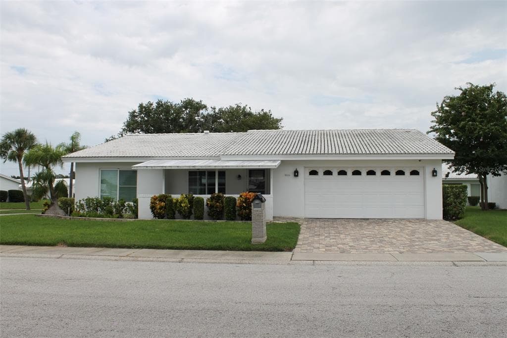 9045 40TH STREET N