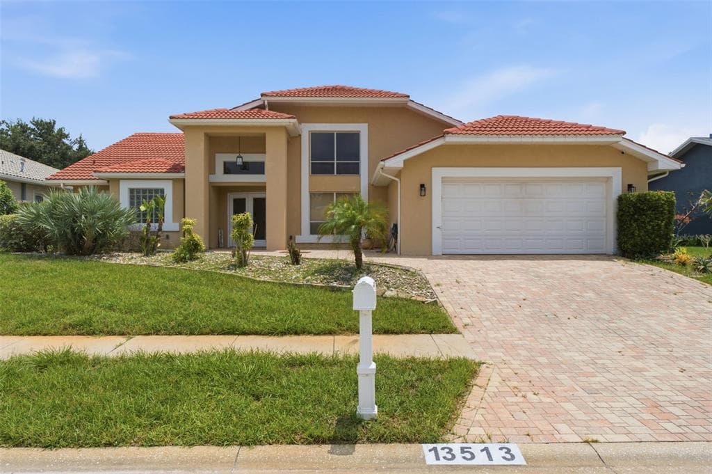 13513 WOODSIDE DRIVE HUDSON, FL 34667
