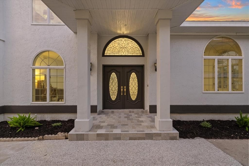 6121 BAYSIDE DRIVE NEW PORT RICHEY, FL 34652