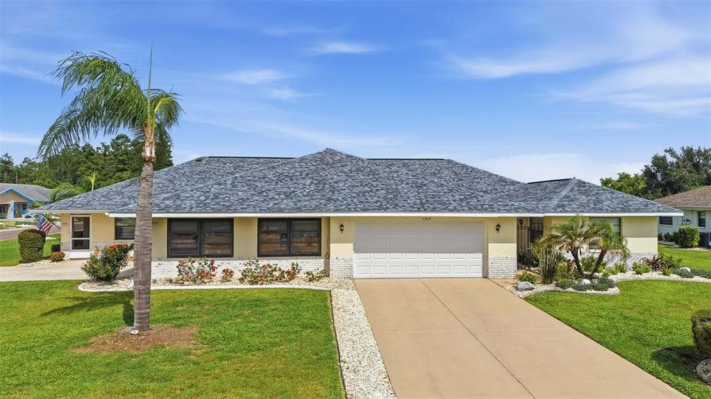 1915 W DEL WEBB BOULEVARD SUN CITY CENTER, FL 33573