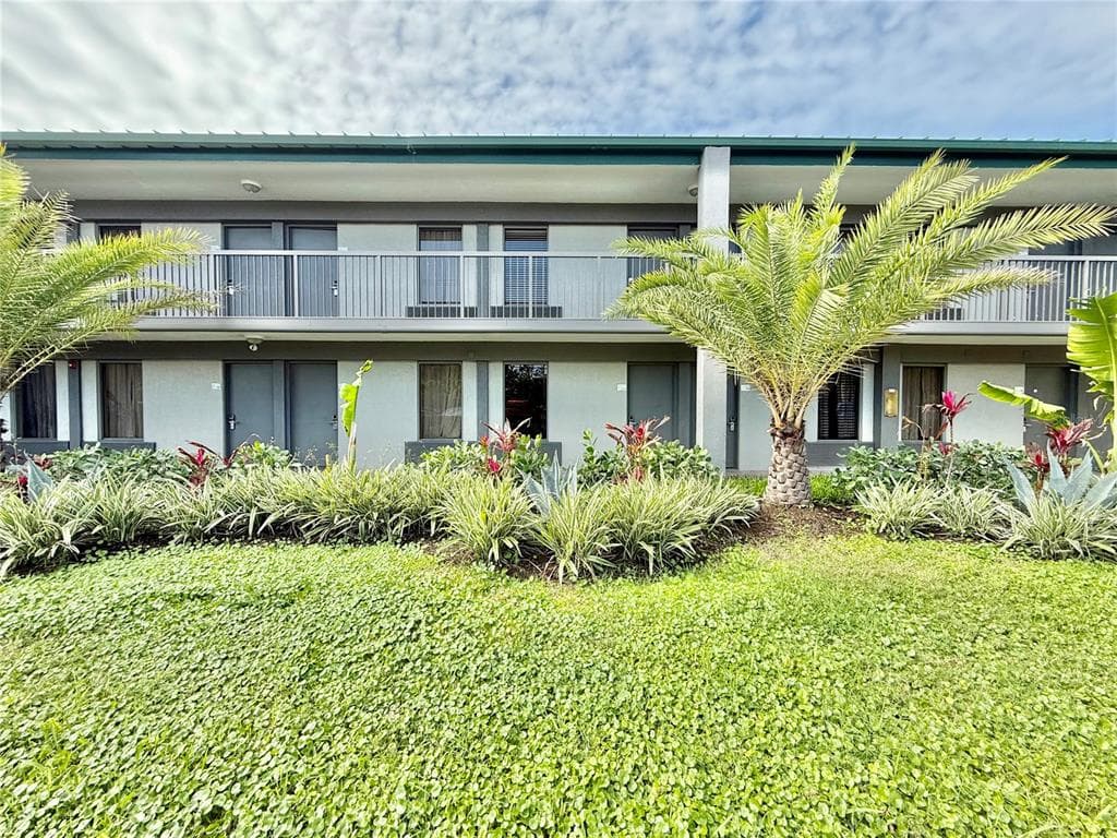 7150 N TAMIAMI TRAIL UNIT C126 SARASOTA, FL 34243