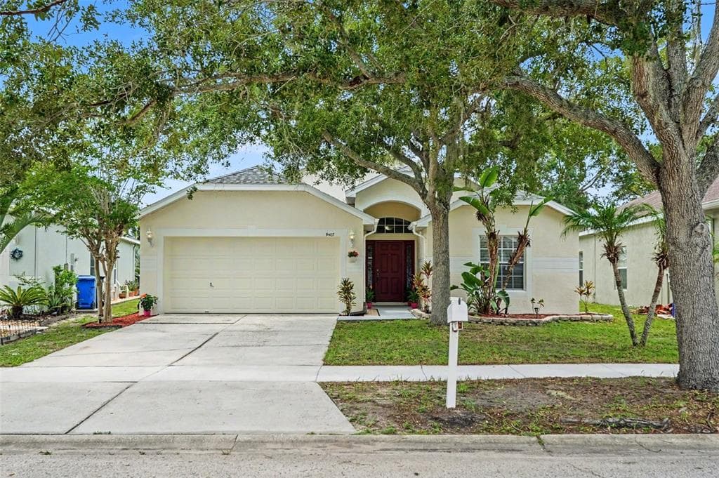 9407 CYPRESS HARBOR DRIVE GIBSONTON, FL 33534