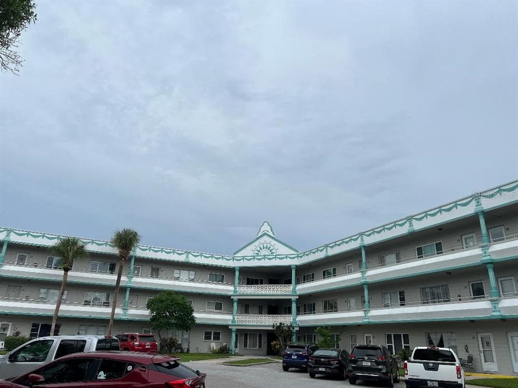 2370 JAMAICAN STREET UNIT 74 CLEARWATER, FL 33763