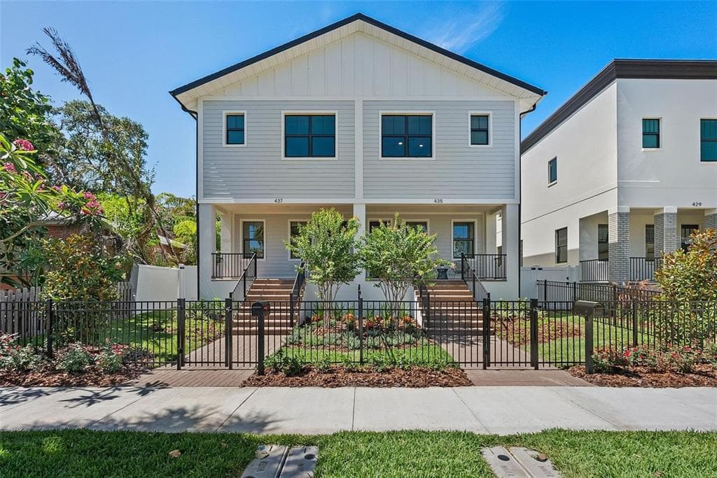 435 11TH AVENUE S ST PETERSBURG, FL 33701