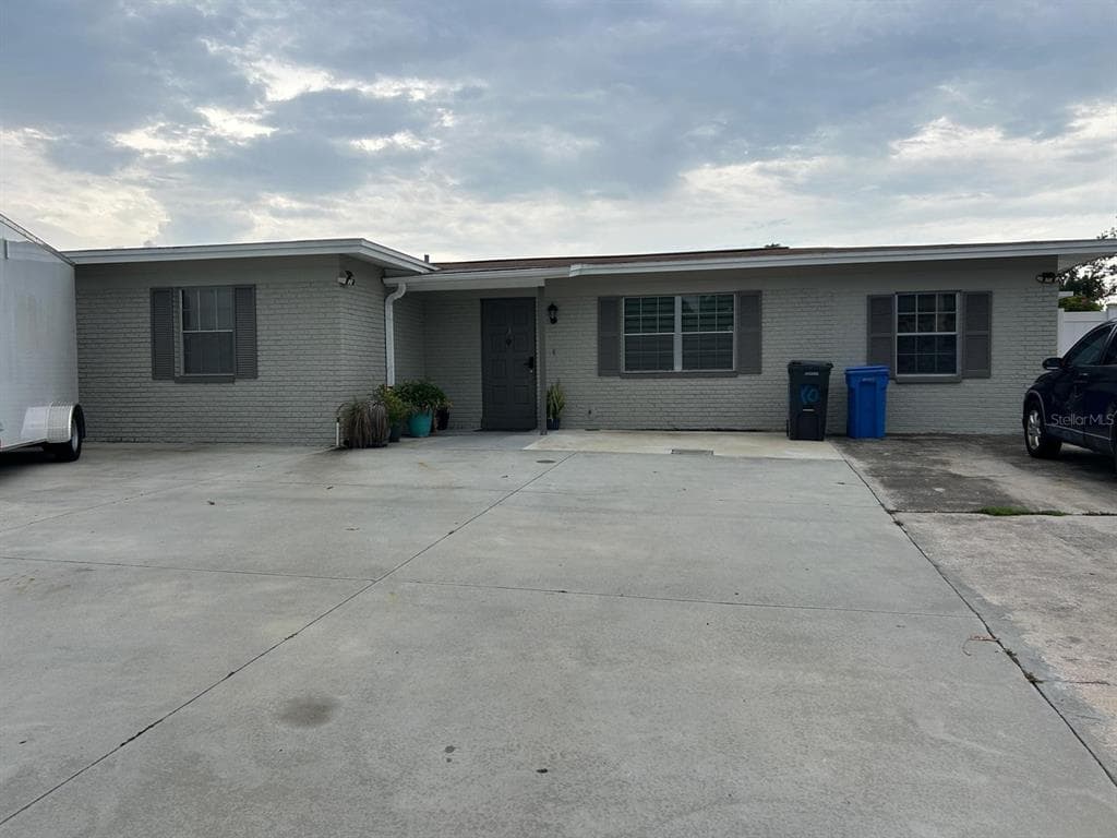 6503 DOVEWOOD PLACE TAMPA, FL 33634