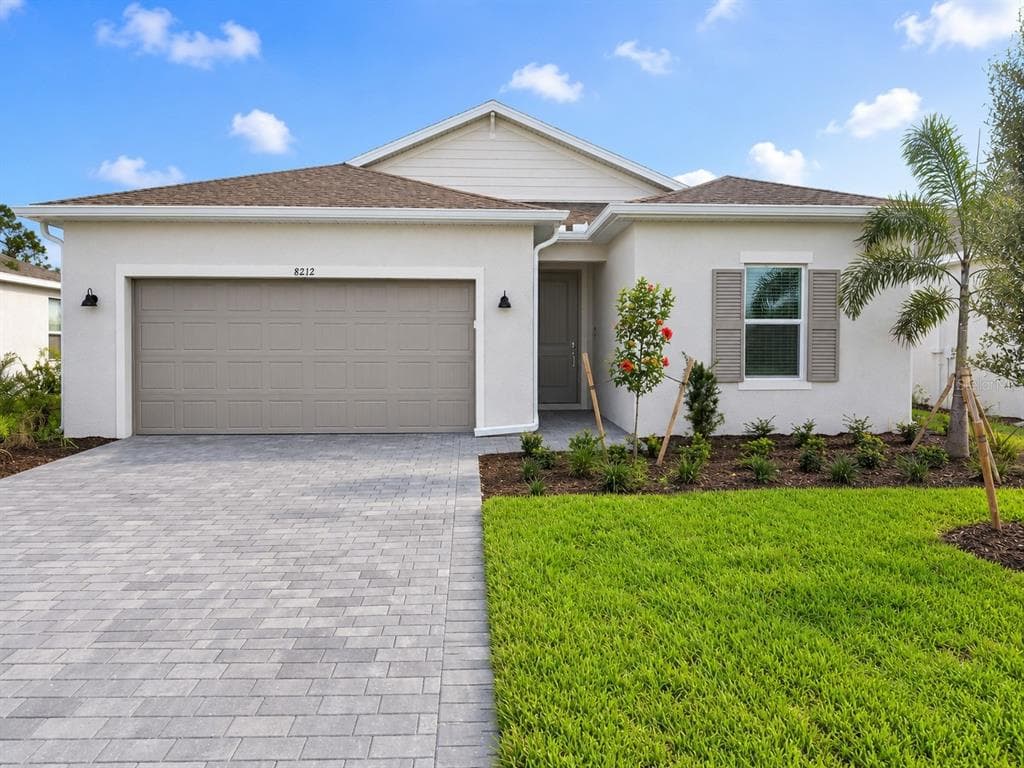 8212 SAINT KITTS CIRCLE ENGLEWOOD, FL 34224