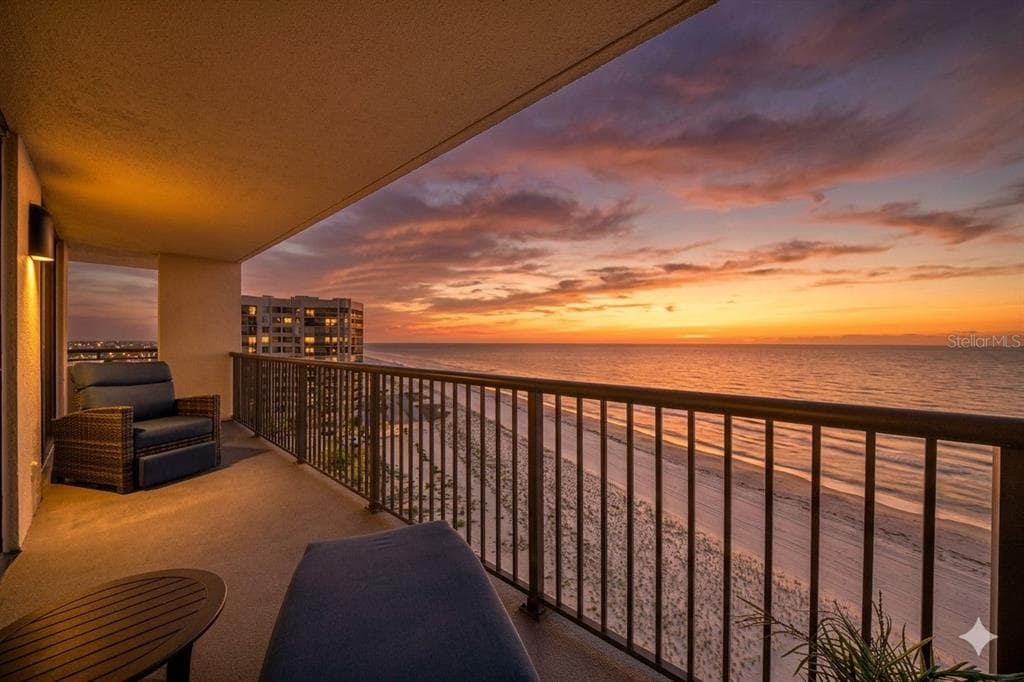1600 GULF BOULEVARD UNIT 911
