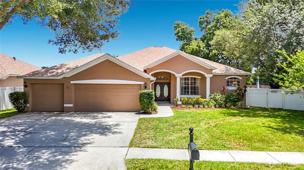 2866 DUNCAN TREE CIRCLE VALRICO, FL 33594