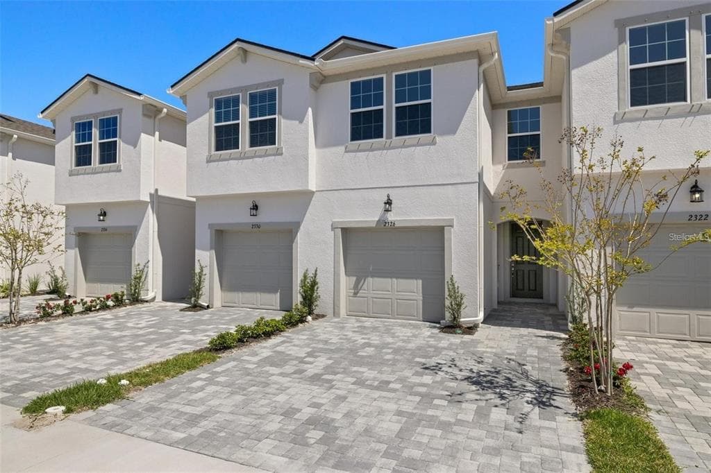 2326 SUMMERLIT STREET LUTZ, FL 33559