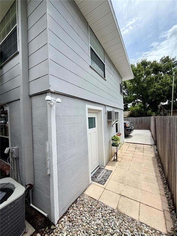 1185 23RD AVENUE N UNIT 1/2 Down ST PETERSBURG, FL 33704