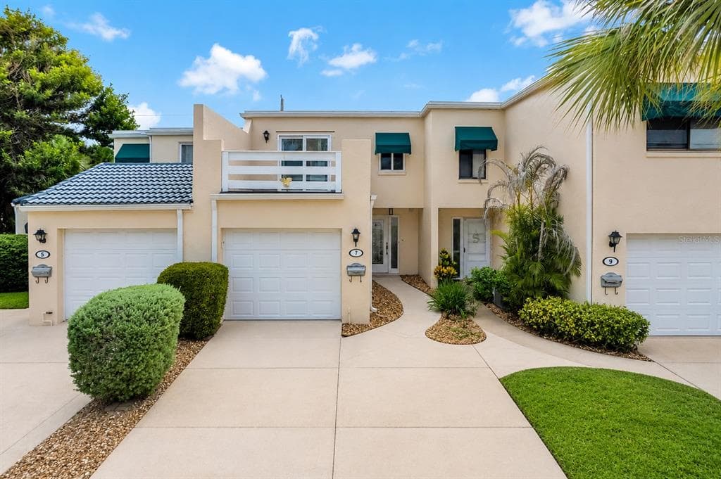 7 EMERALD COURT SATELLITE BEACH, FL 32937