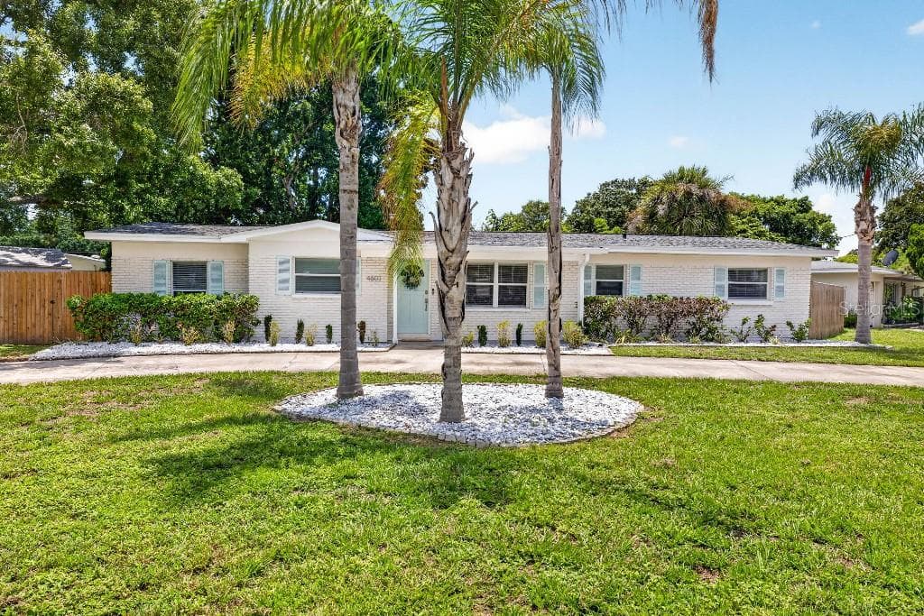 4601 S CLARK AVENUE TAMPA, FL 33611