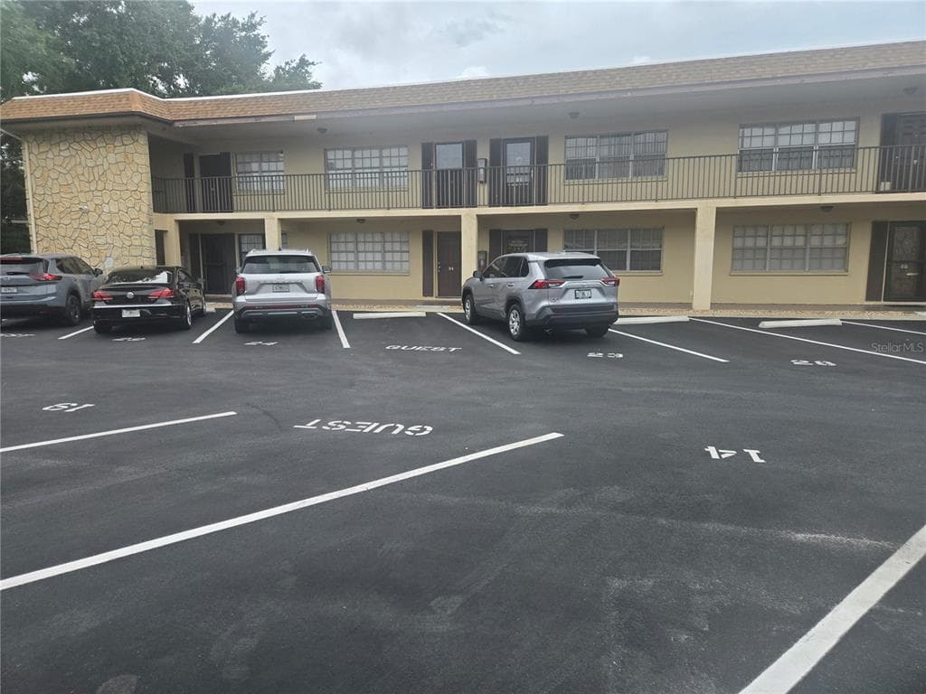 1320 MORELAND DRIVE UNIT 24 CLEARWATER, FL 33764