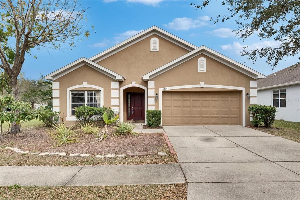 10328 CELTIC ASH DRIVE RUSKIN, FL 33573