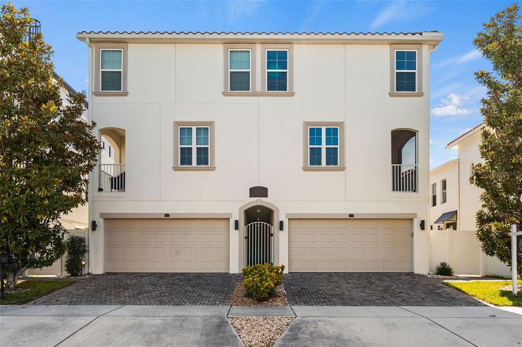 404 S MELVILLE AVENUE UNIT 4 TAMPA, FL 33606