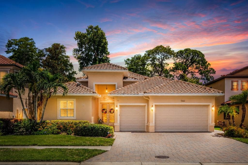 2622 GRAND LAKESIDE DRIVE PALM HARBOR, FL 34684