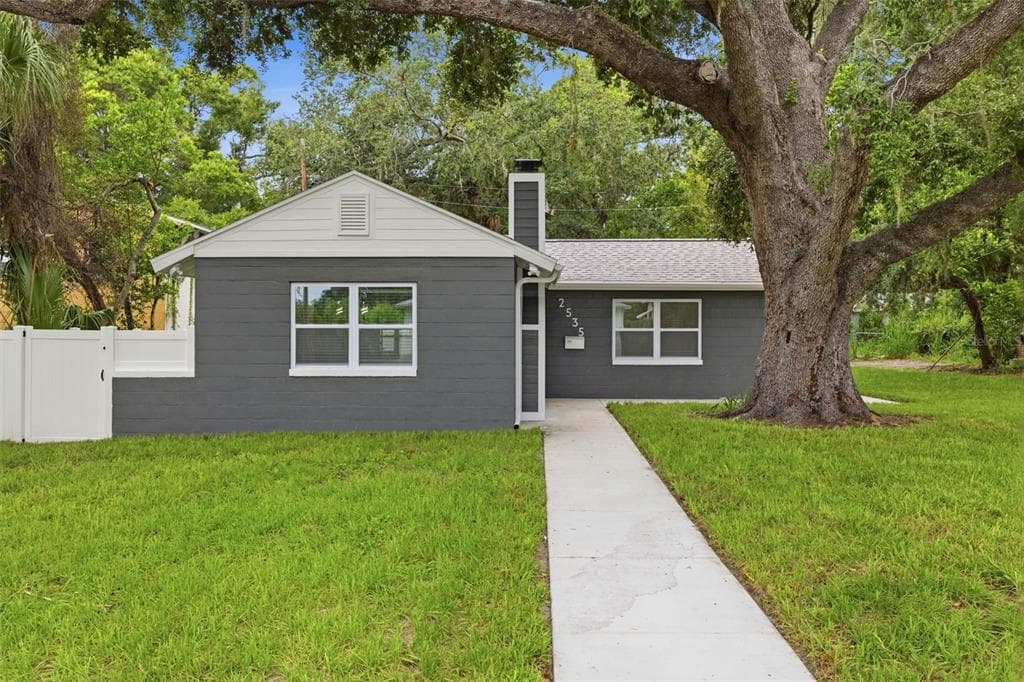 2535 19TH STREET S ST PETERSBURG, FL 33712