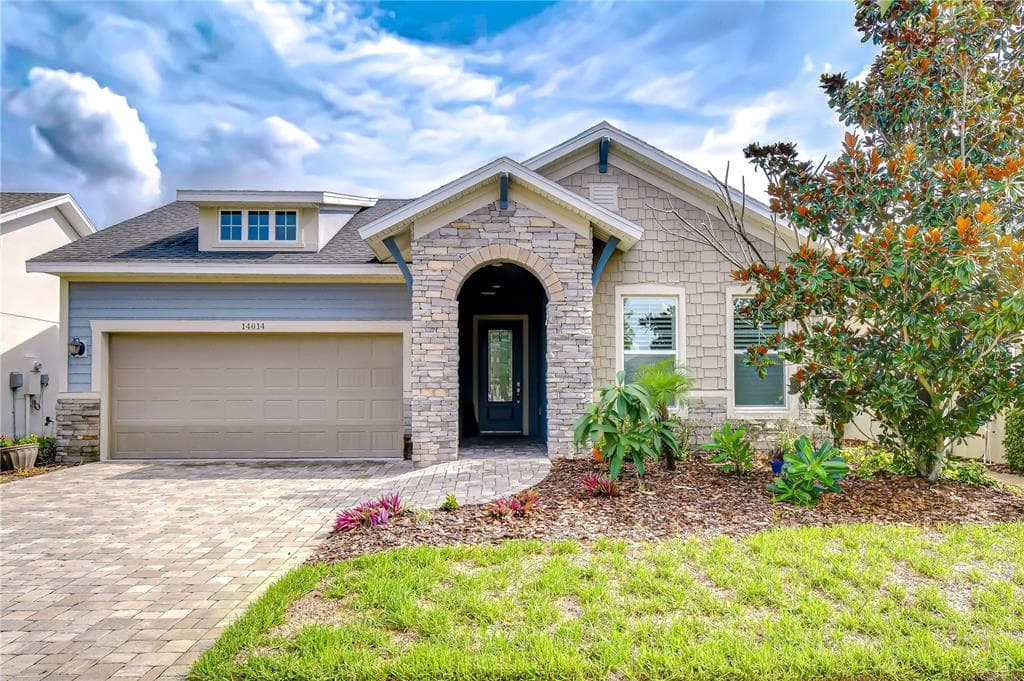 14014 SWALLOW HILL DRIVE LITHIA, FL 33547