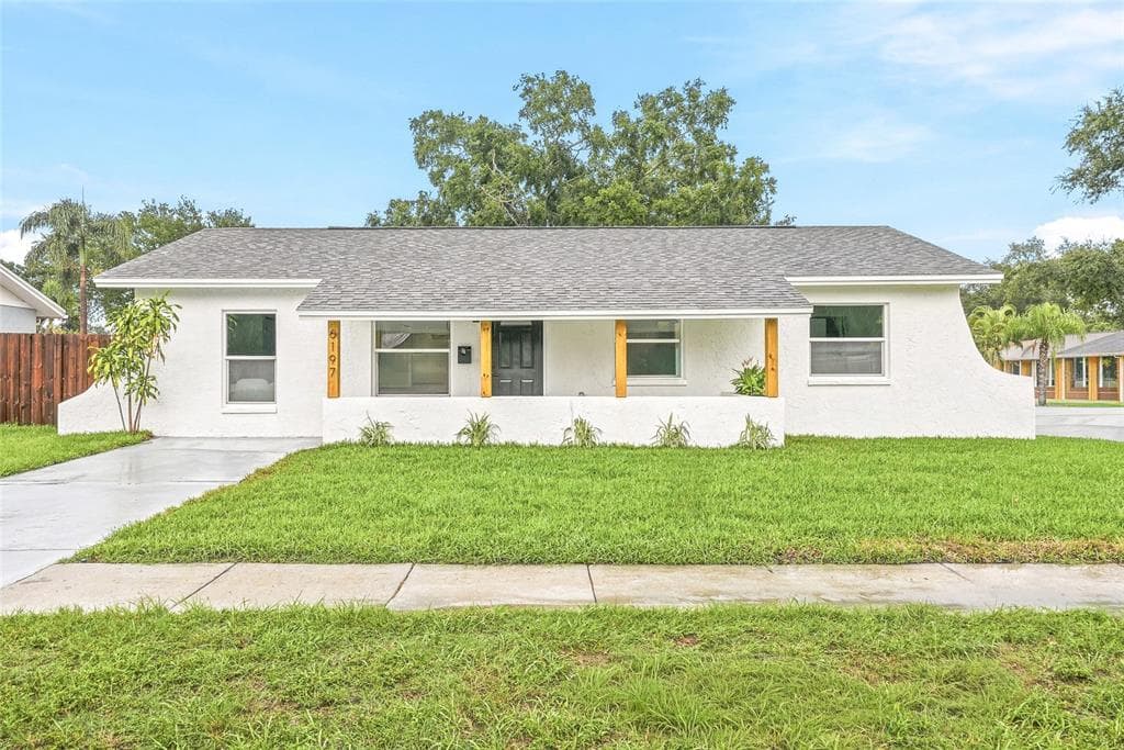 6197 98TH AVENUE N PINELLAS PARK, FL 33782