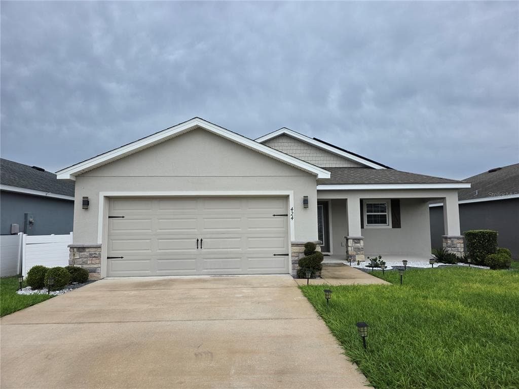424 CAPRI WAY AUBURNDALE, FL 33823