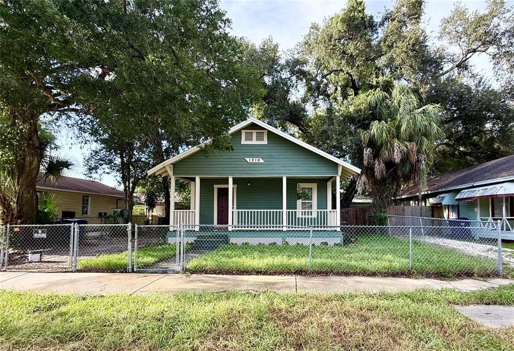1210 E 32ND AVENUE TAMPA, FL 33603