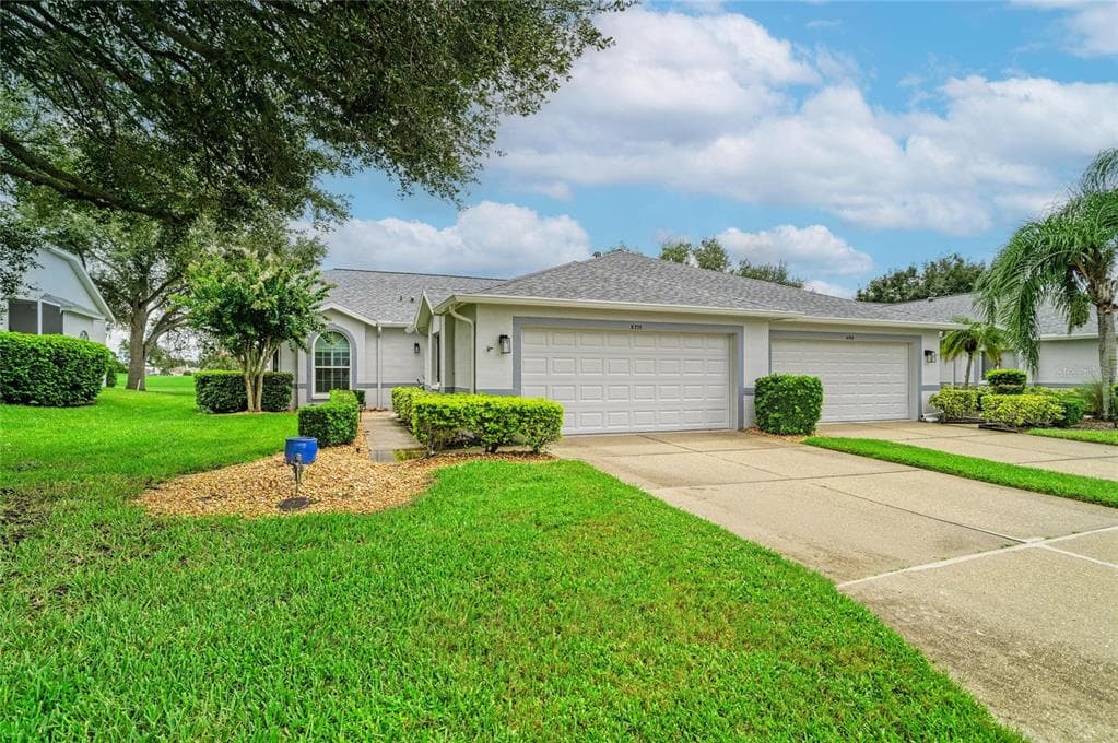 5721 COTTONWOOD STREET UNIT . BRADENTON, FL 34203