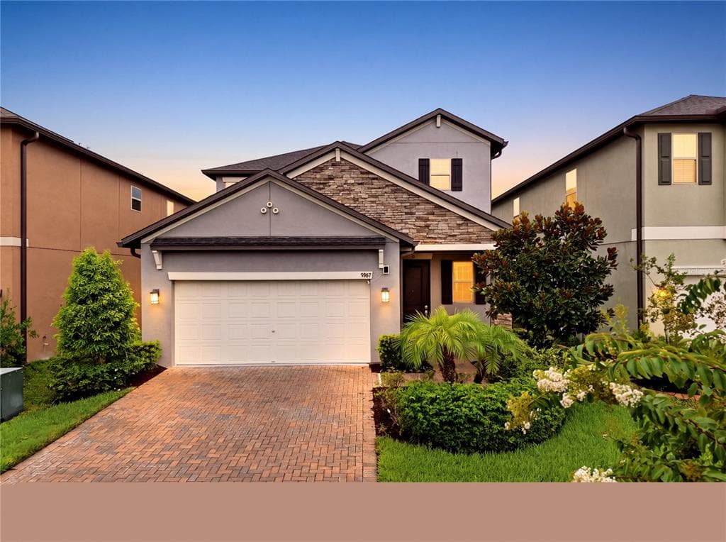 9807 WILD BEGONIA LOOP LAND O LAKES, FL 34637