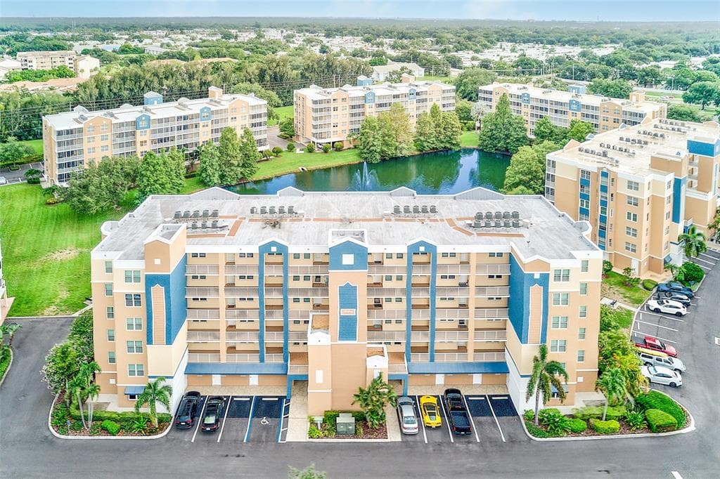 960 STARKEY ROAD UNIT 6206 LARGO, FL 33771
