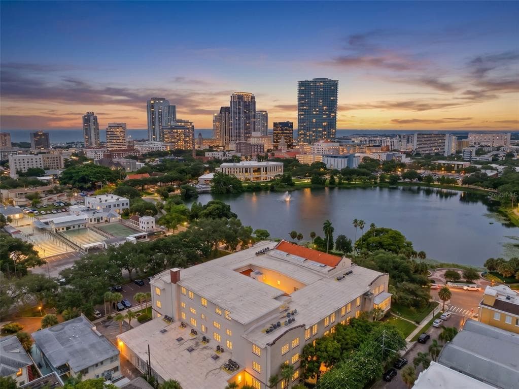 701 MIRROR LAKE DRIVE N UNIT 201