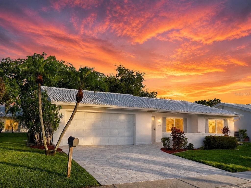 9124 39TH LANE N PINELLAS PARK, FL 33782