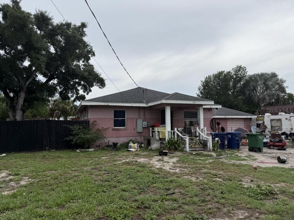 5207 E 20TH AVENUE TAMPA, FL 33619