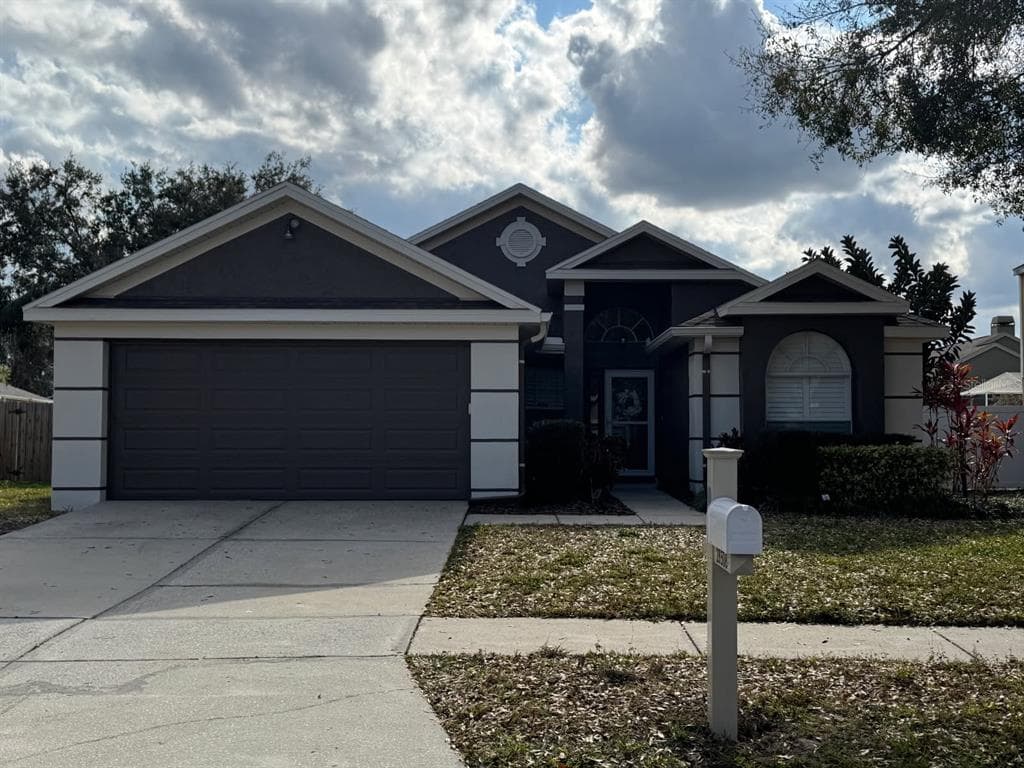 28508 MEADOWRUSH WAY WESLEY CHAPEL, FL 33543