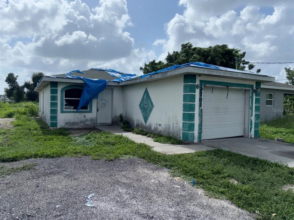 2703 1ST AVENUE E PALMETTO, FL 34221