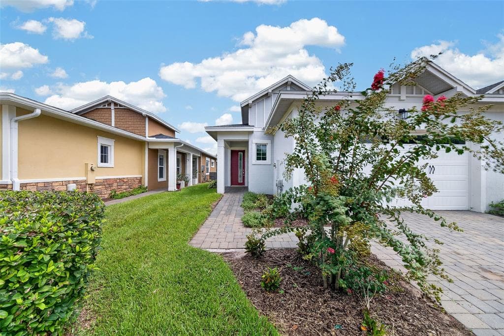 2286 DATURA LOOP ST CLOUD, FL 34772