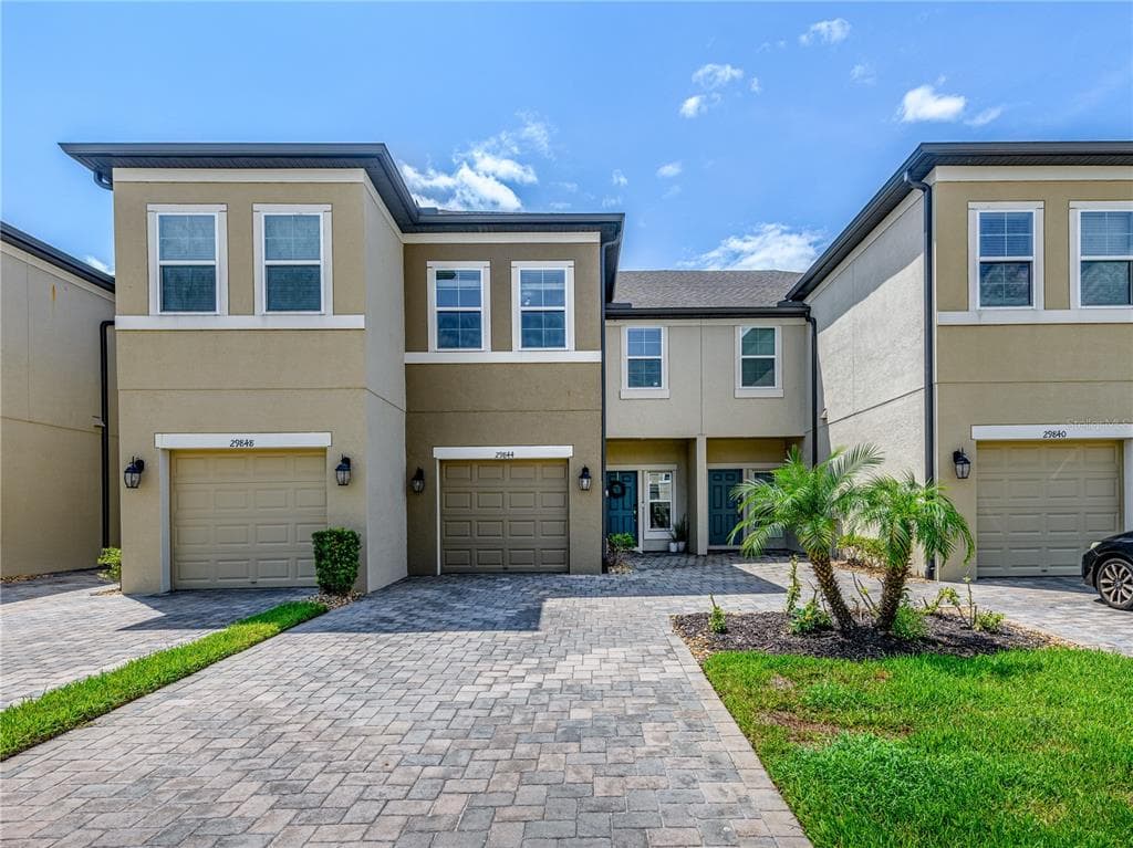 29844 SOUTHWELL LANE WESLEY CHAPEL, FL 33543