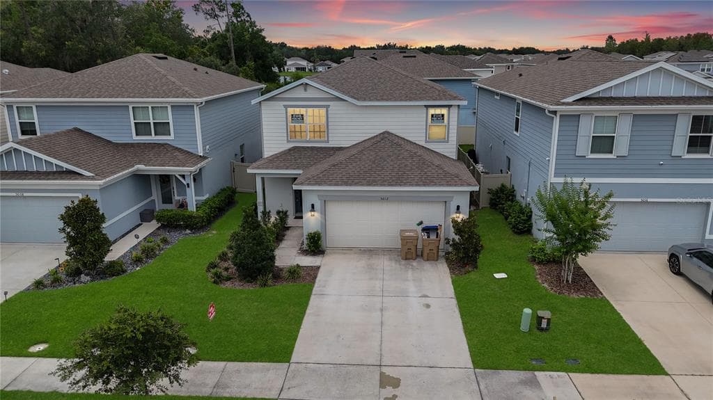 5012 BLUE HAMMOCK COURT KISSIMMEE, FL 34746