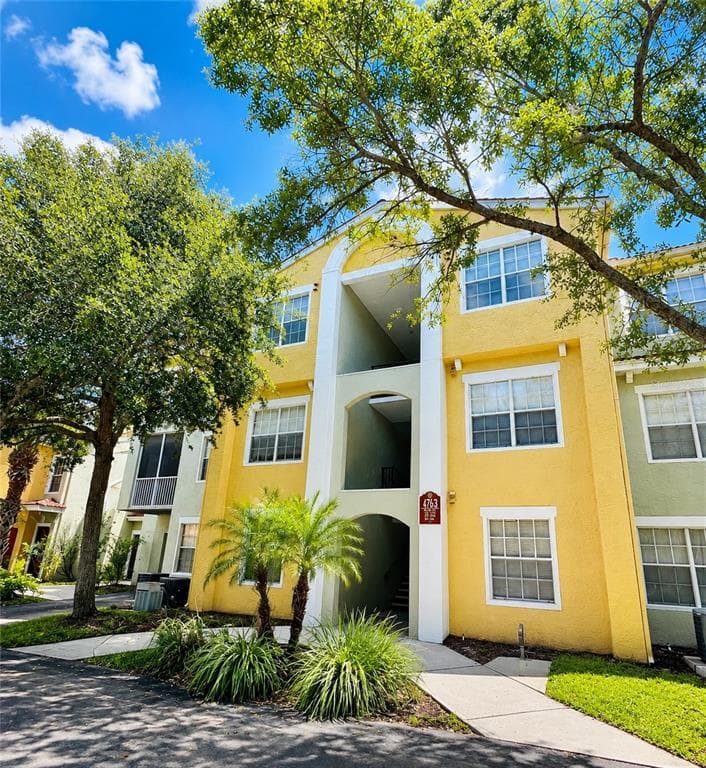 4763 TRAVINI CIRCLE UNIT 3-202 SARASOTA, FL 34235