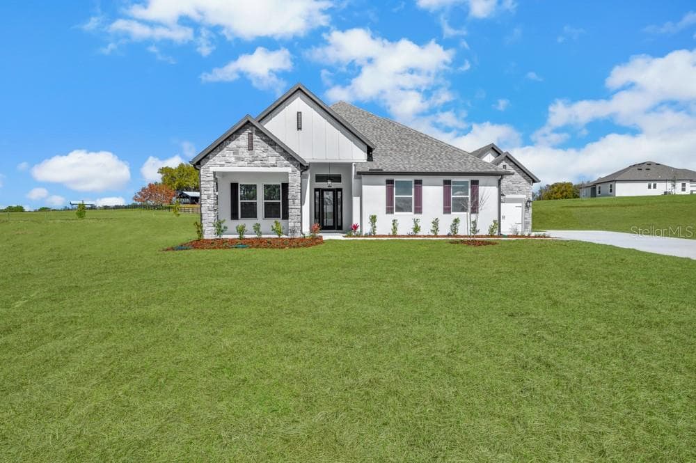 3845 SADDLE HILL TRAIL FRUITLAND PARK, FL 34731